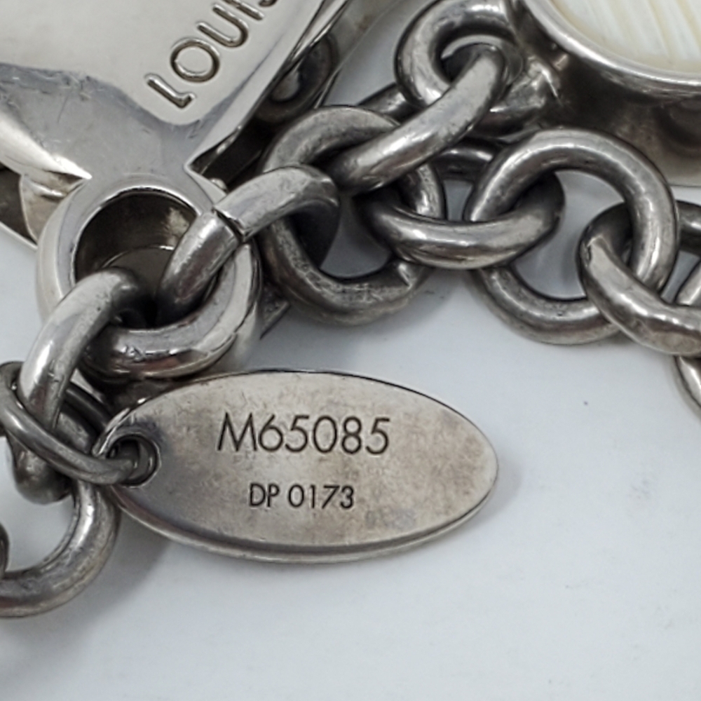 100% Auth Louis Vuitton Key Charm - Picture 7 of 9